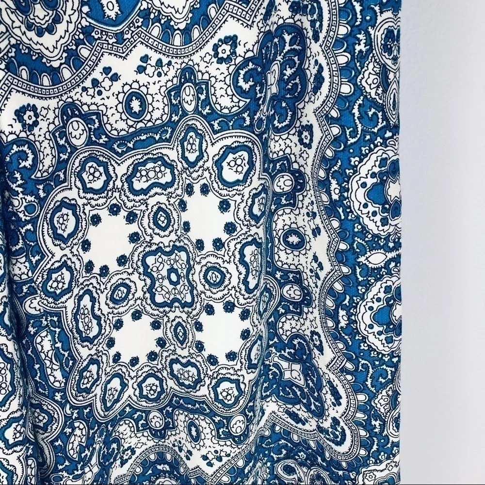 𝅺anthro Feather Bone Blue Talese Cropped Palazzos - Picture 5 of 12